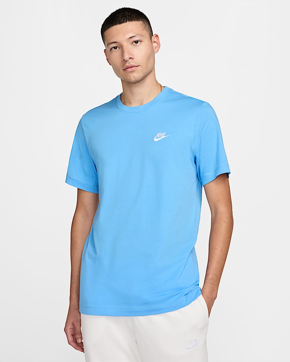 Nike Sportswear Club Men's T-Shirt. Nike FI